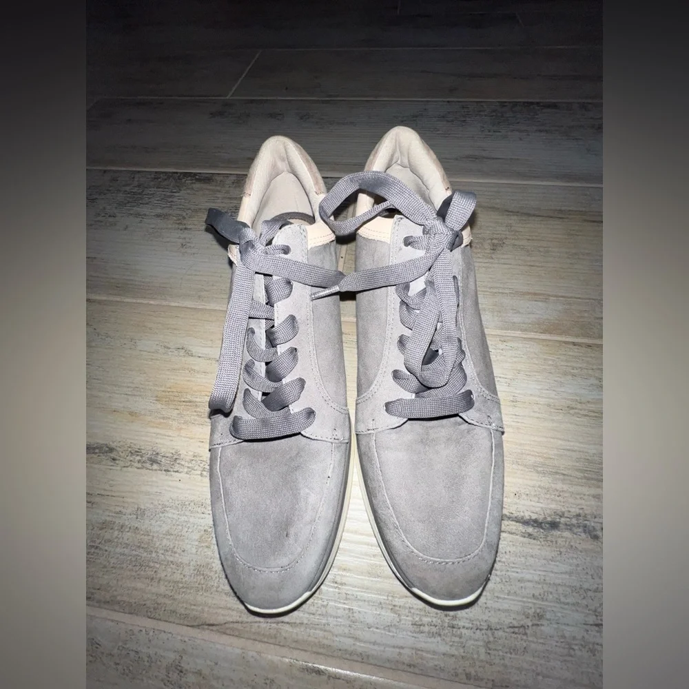 Anthropologie Louise et Cie Berlena Sneakers Gray and Pink Size 8 Suede Leather - Picture 7 of 7